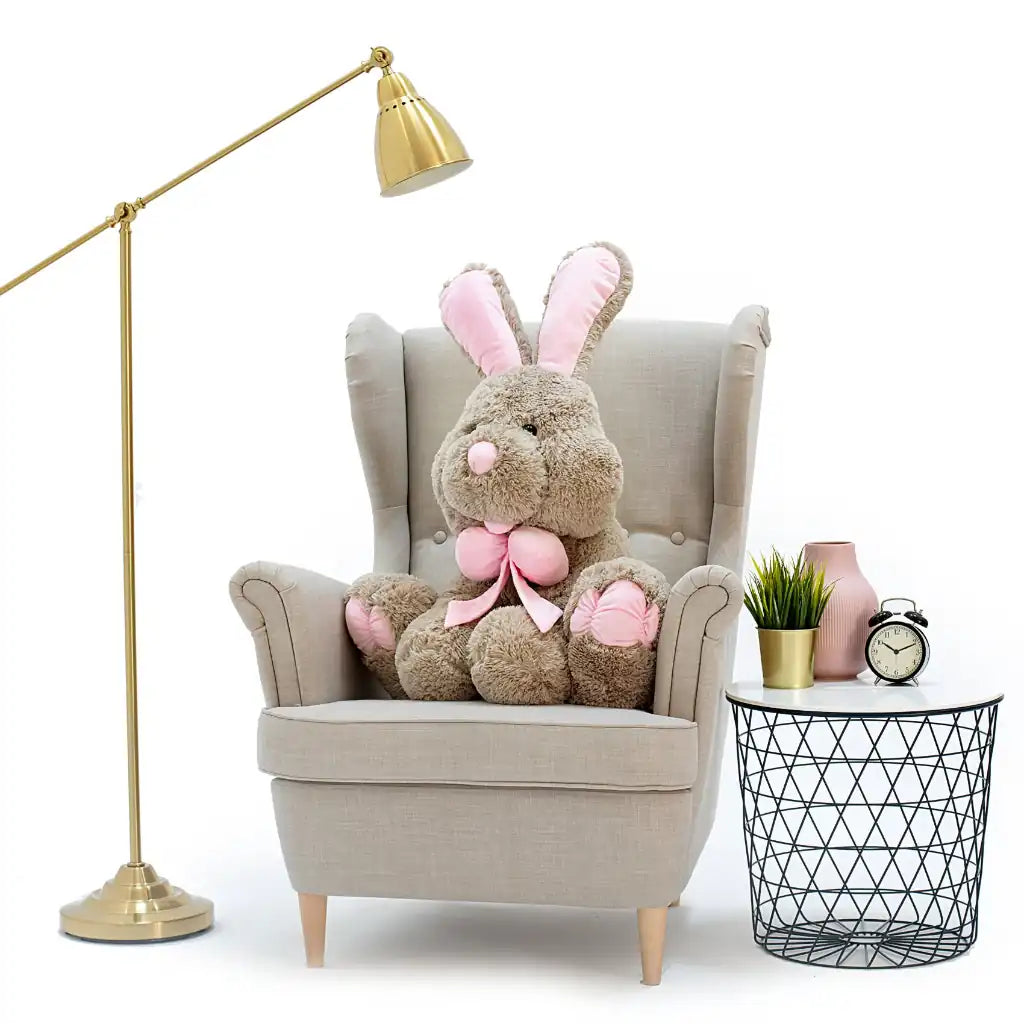 grand lapin en peluche