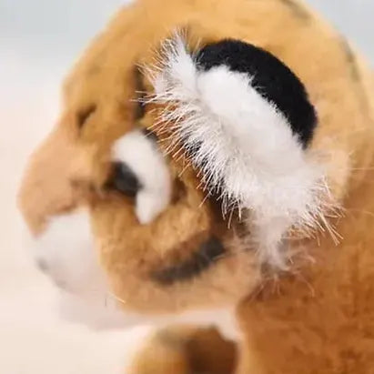 peluche de tigre bebé
