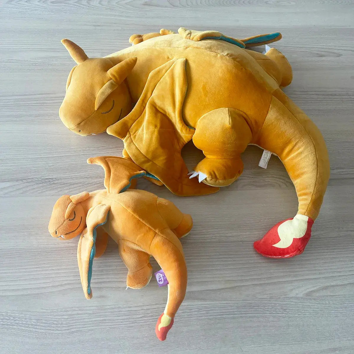 Peluche Charizard Durmiente - 50cm