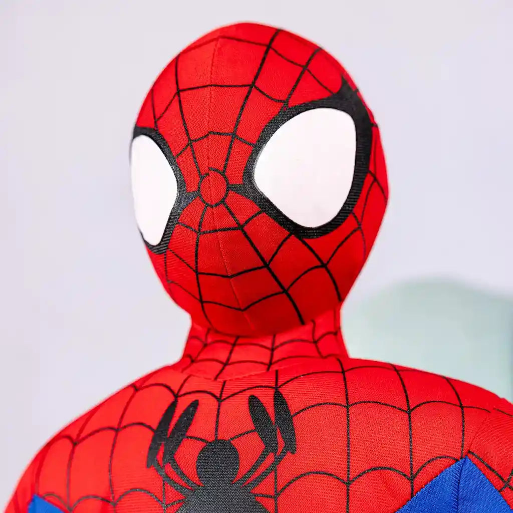 grosse peluche spiderman