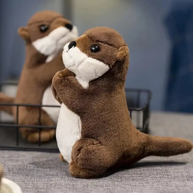 peluche loutre marron mignonne