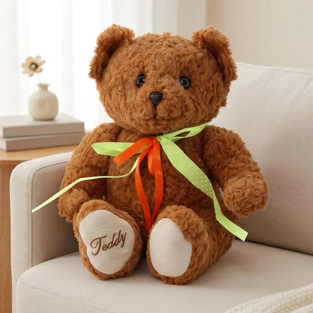 Ours en peluche marron avec nœud rouge et vert